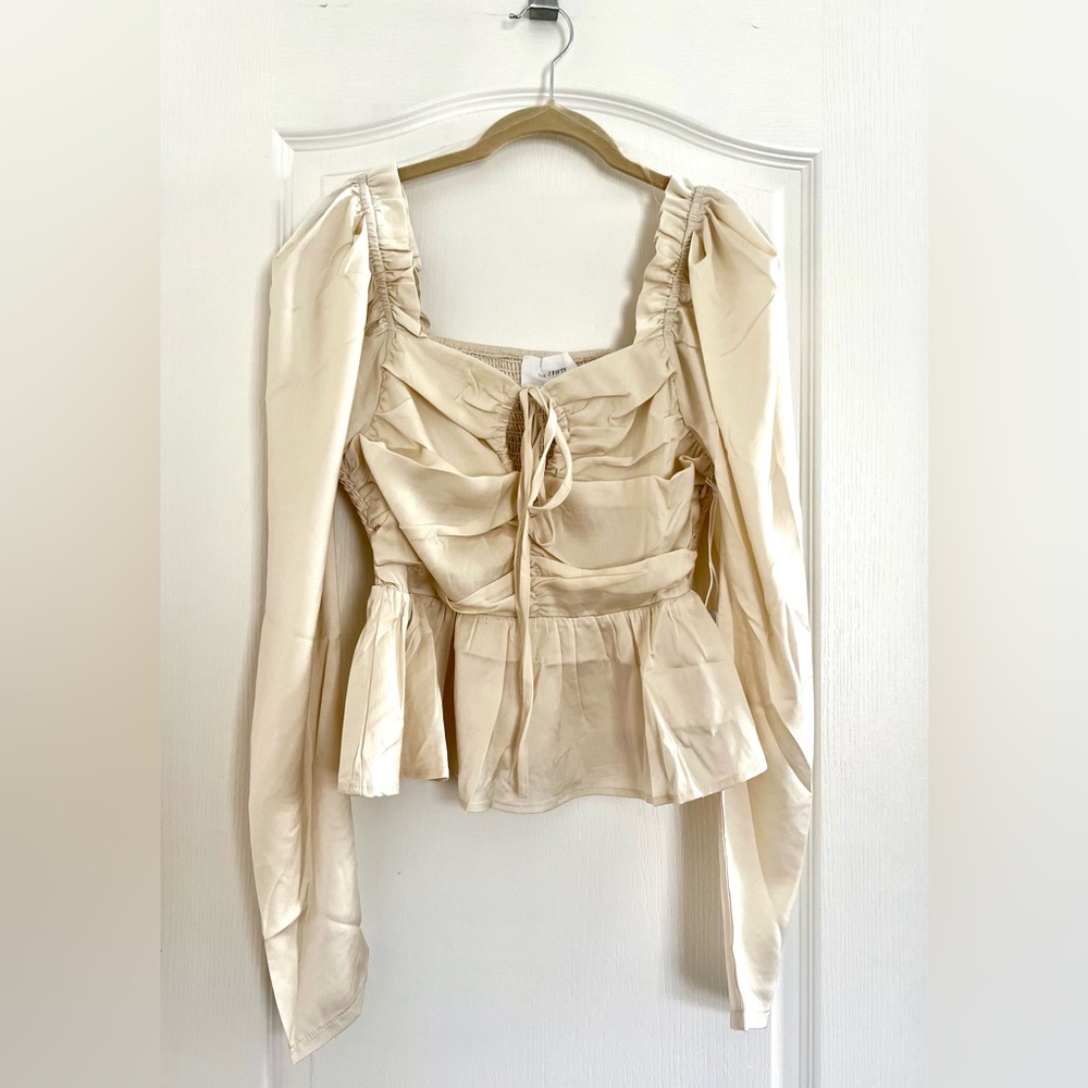 🌟SIX / FIFTY Ruched Blouse